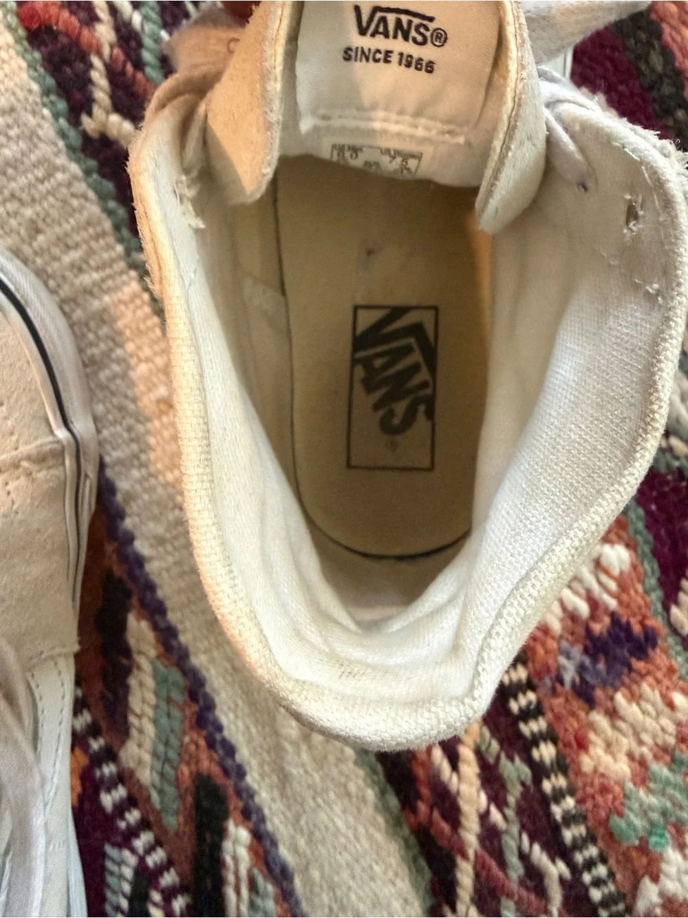 Vans Off-White/Beige Mid-Top Suede Sneakers Size 7.5/38